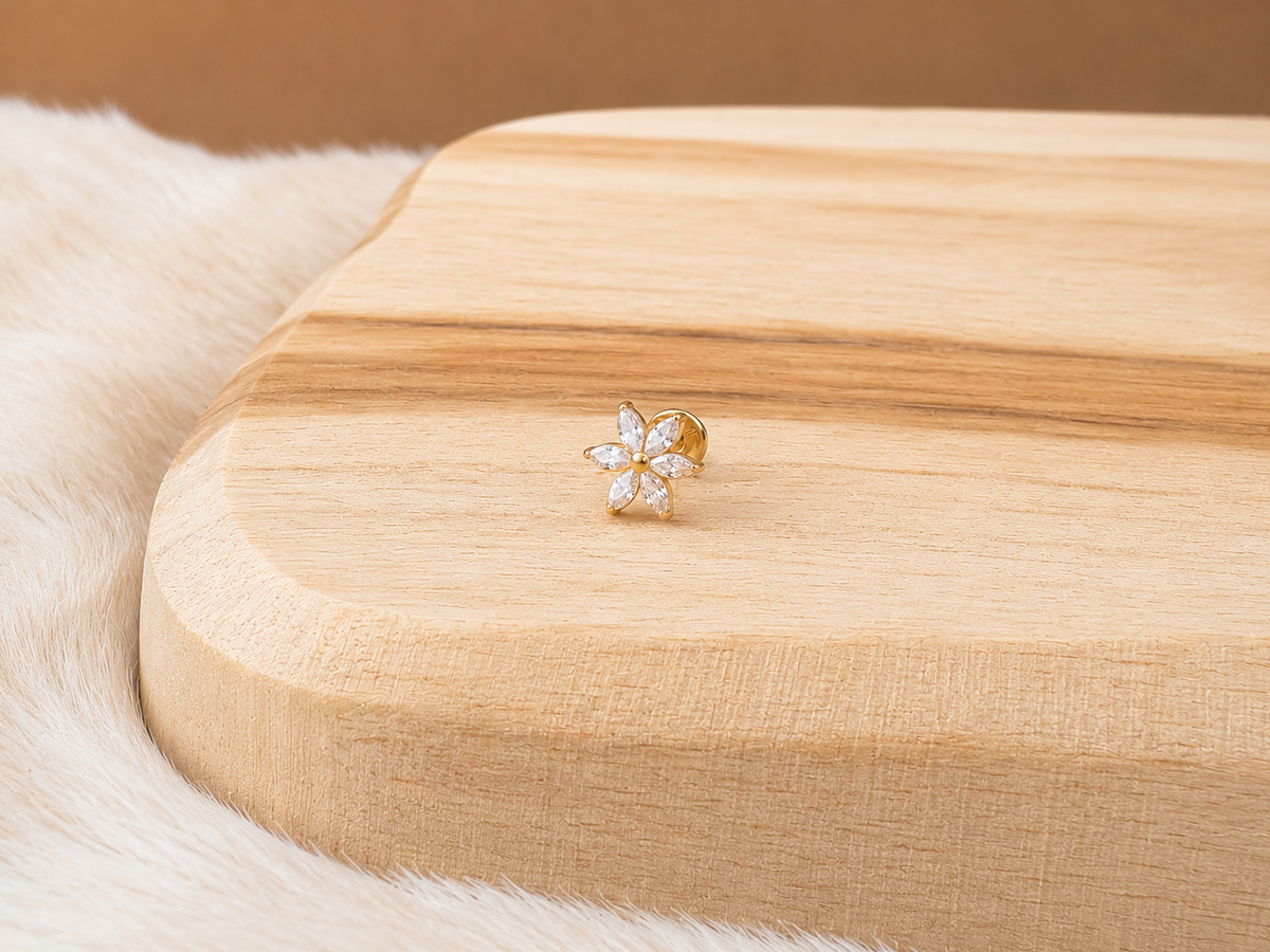 Piercing Lily – Fleur 6 Pétales en Titane