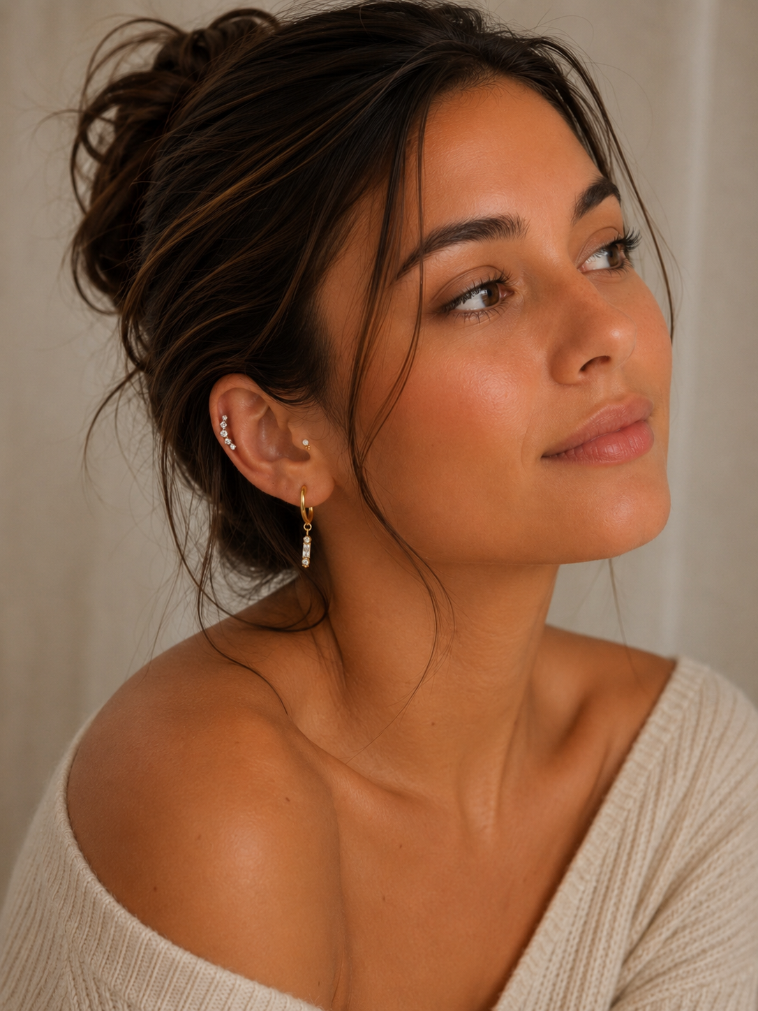 Piercing Auréa – Ligne de Zircons en Titane
