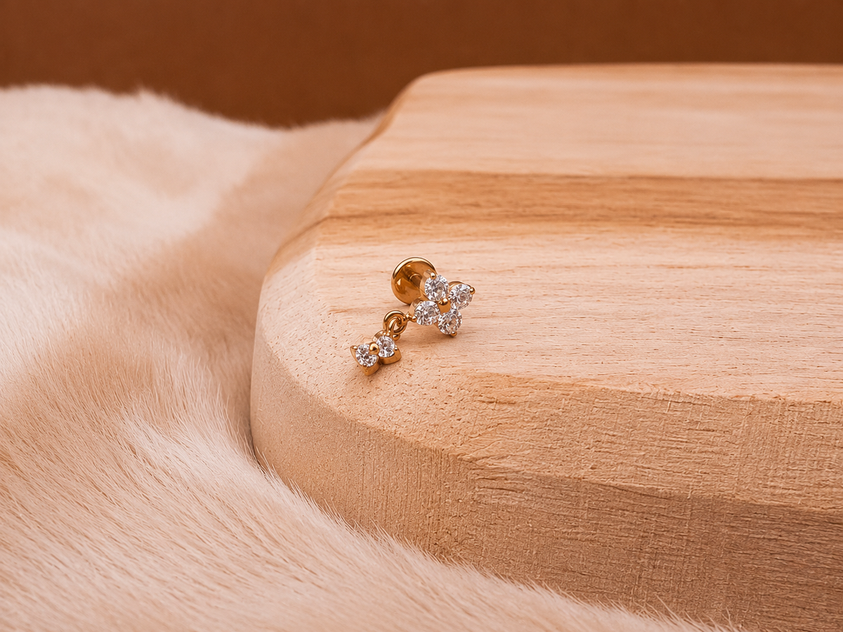 Piercing Flora – Double fleurs en Titane