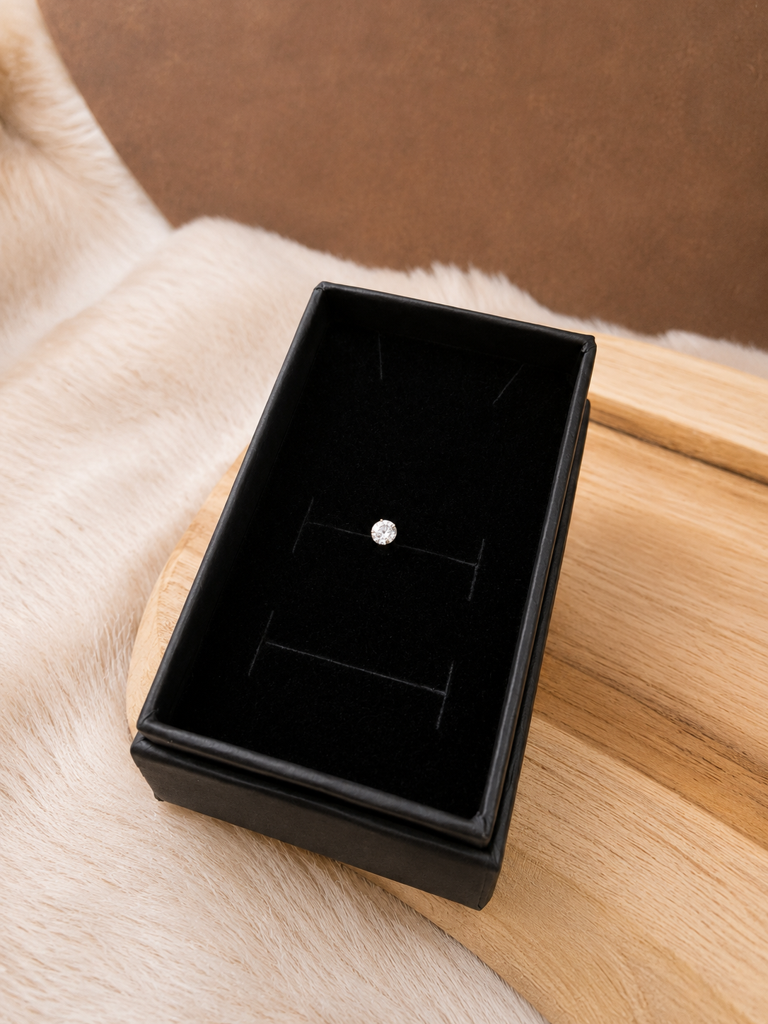 Piercing Britney – Titane Doré & Zircon 4 mm