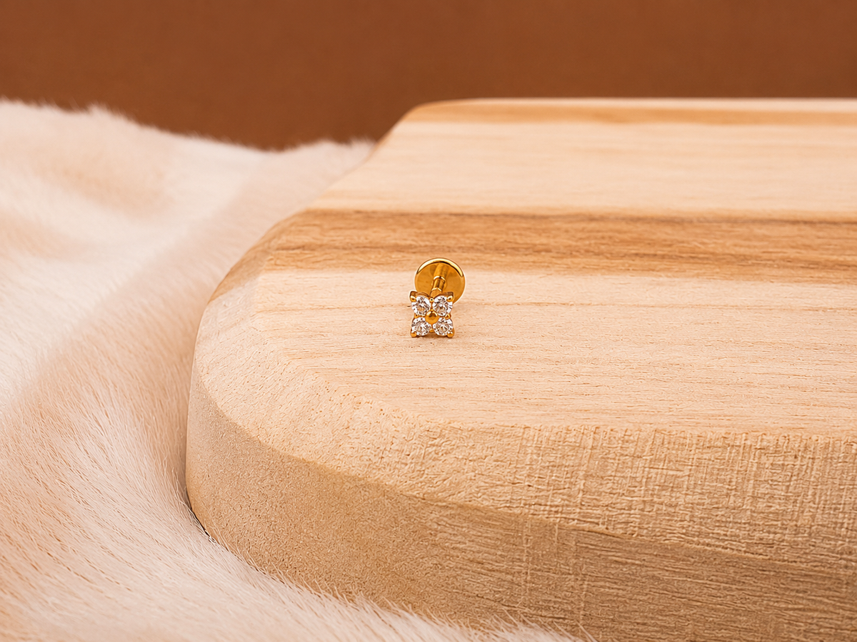 Piercing Cléo – Fleur en Titane Push Pin